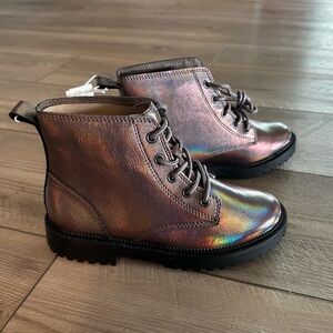 Old Navy metallic color Kids Boots
